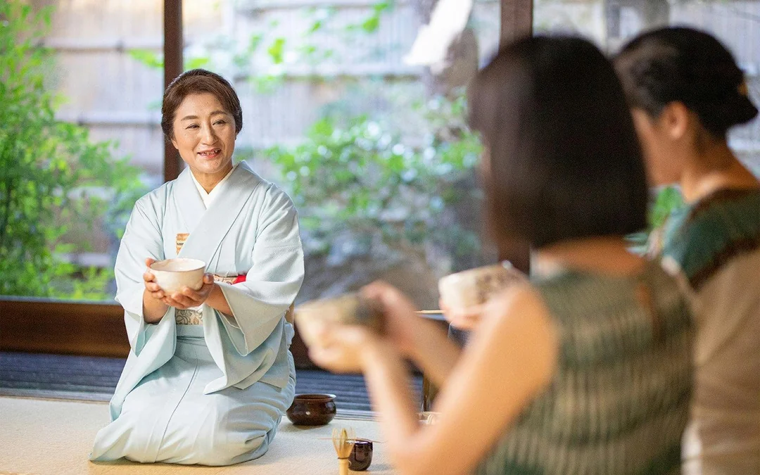 Kyoto Nishiki Market Area: Tea Ceremony Experience in a 100-Year-Old Machiya Image 5