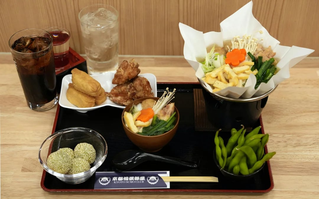 Kyoto Sumo Entertainment Show with Chicken Hot Pot and Photo Image 4