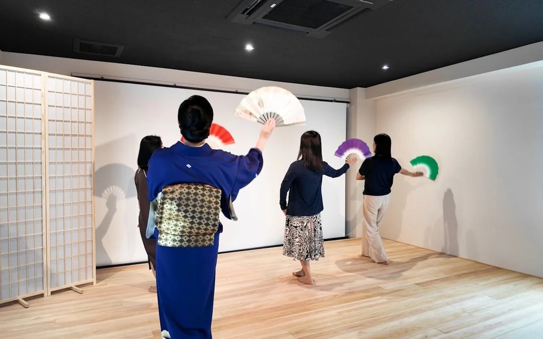 Kyoto: Traditional Japanese Dance Workshop with Certificate Image 1