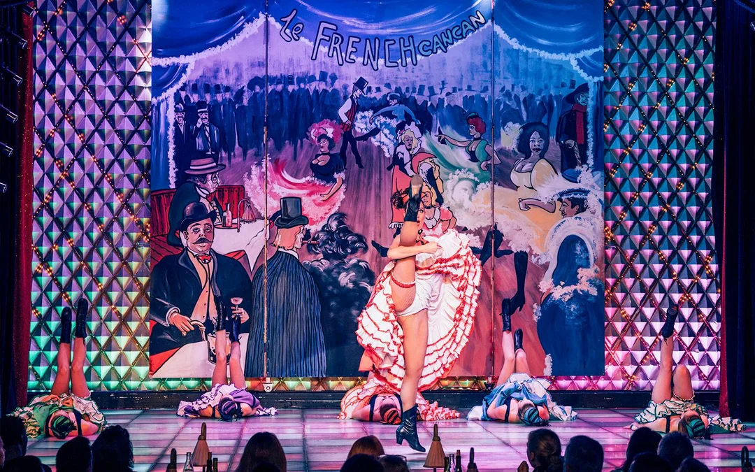 La Nouvelle Eve Cabaret Show with Champagne Image 3