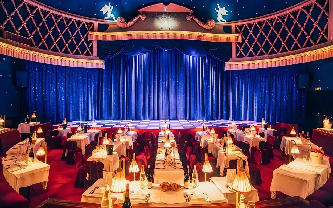 La Nouvelle Eve Cabaret Show with Champagne Image 5