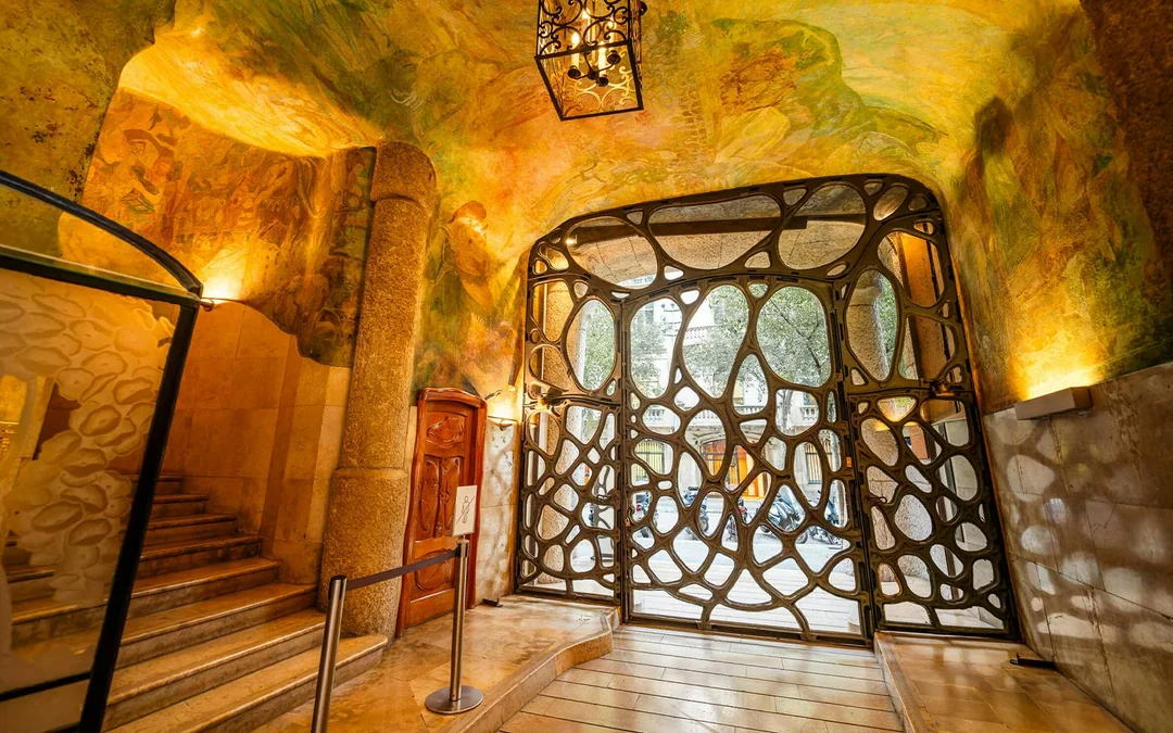 La Pedrera-Casa Milà Guided Sunrise Tour Image 3