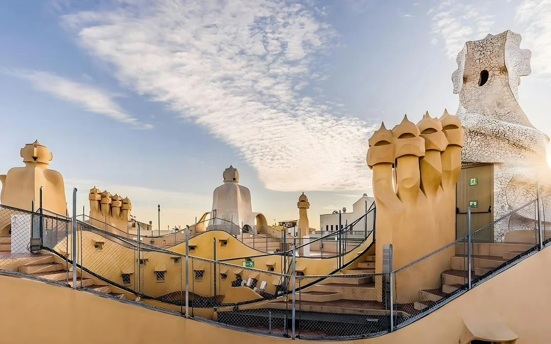 La Pedrera-Casa Milà Skip-the-Line English Guided Tour Image 3