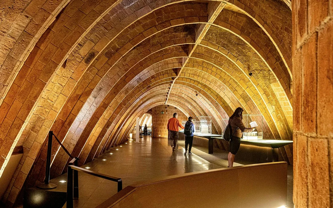 La Pedrera-Casa Milà Skip-the-Line Tickets with Audio Guide Image 3
