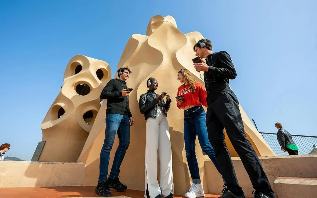 La Pedrera-Casa Milà Skip-the-Line Tickets with Audio Guide Image 9