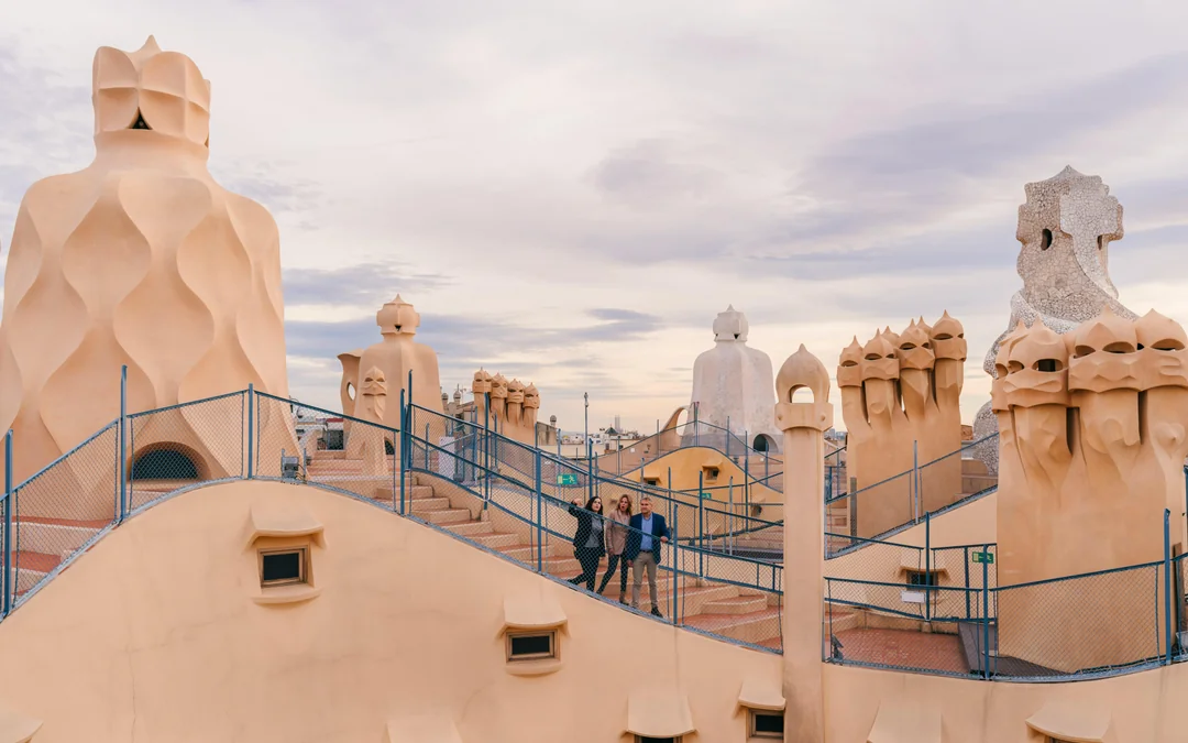 La Pedrera: Premium Small-Group Tour with Exclusive Access & Cava Image 5