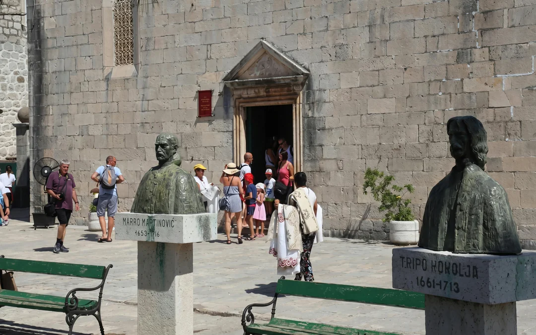 Lady of the Rocks & Perast Old Town Private Tour  Image 5