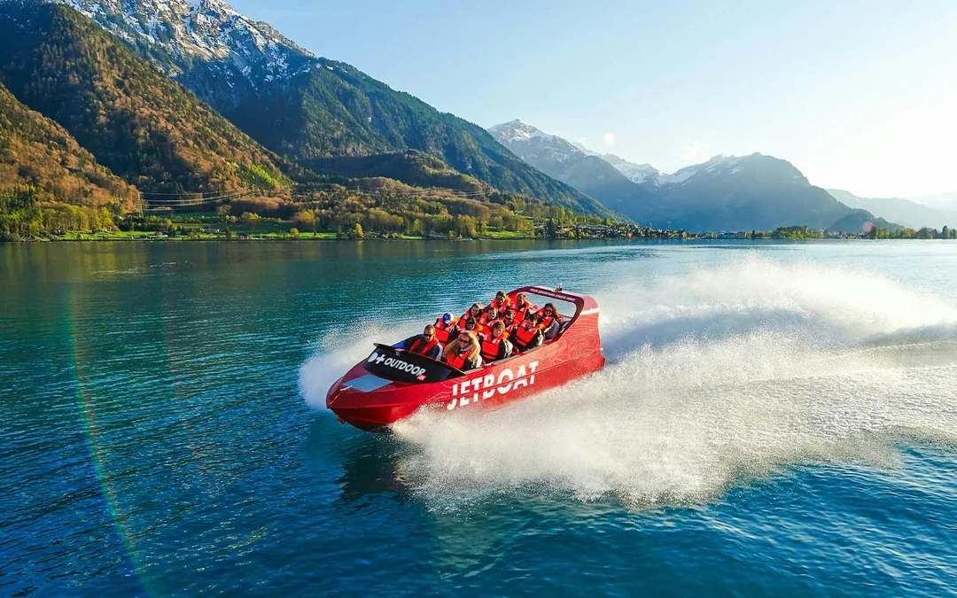 Lake Brienz Jetboat Tickets Image 1