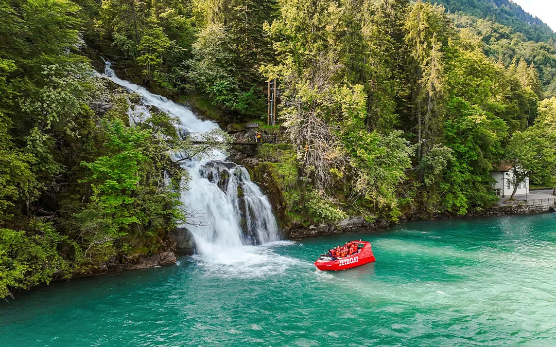 Lake Brienz Jetboat Tickets Image 2