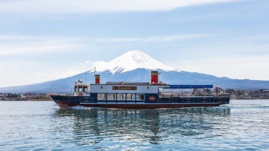 Lake Kawaguchiko Sightseeing Boat "Appare"