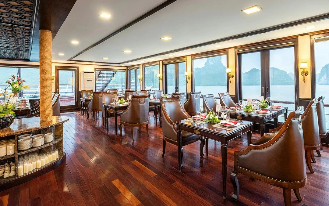 Lan Ha Bay: 3D2N 5-Star Cruise Image 3