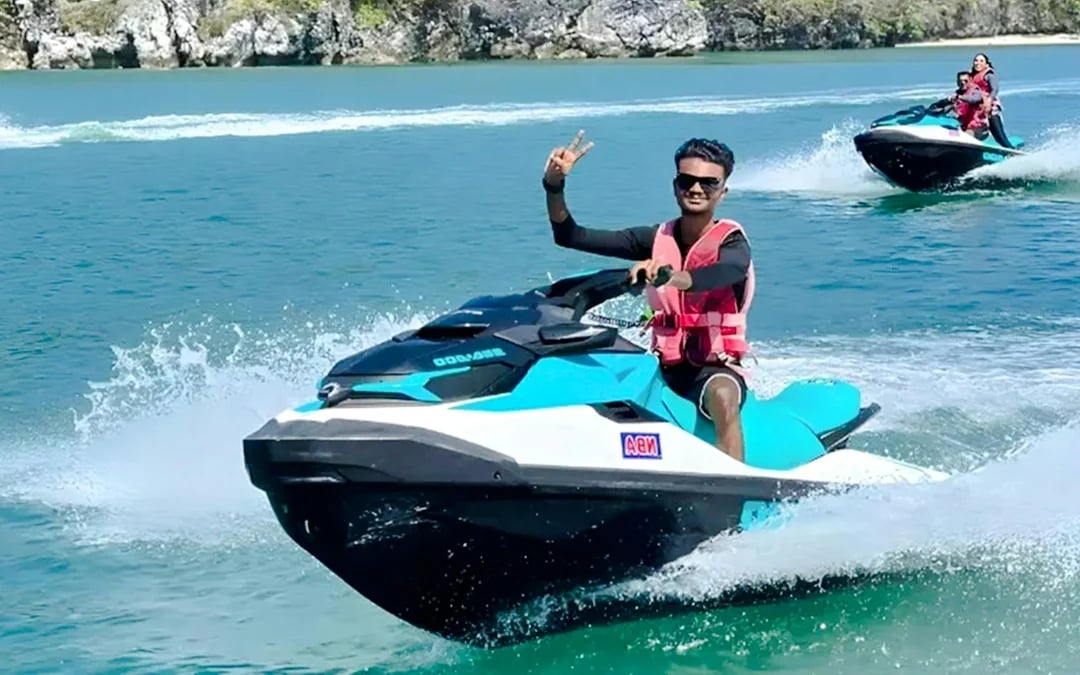 Langkawi Guided Jet Ski Island-Hopping Tour Image 2