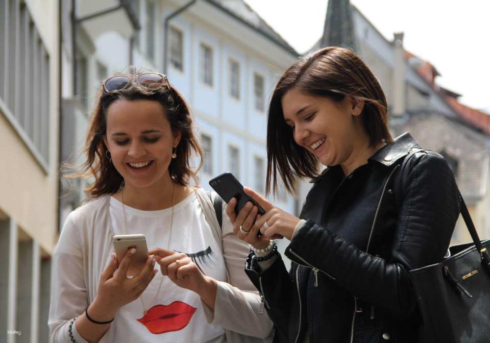 Lausanne (old town) interactive scavenger hunt with smartphone