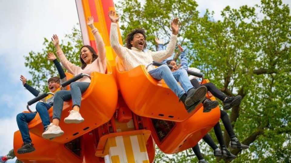 The LEGOLAND® Windsor Resort Express from London