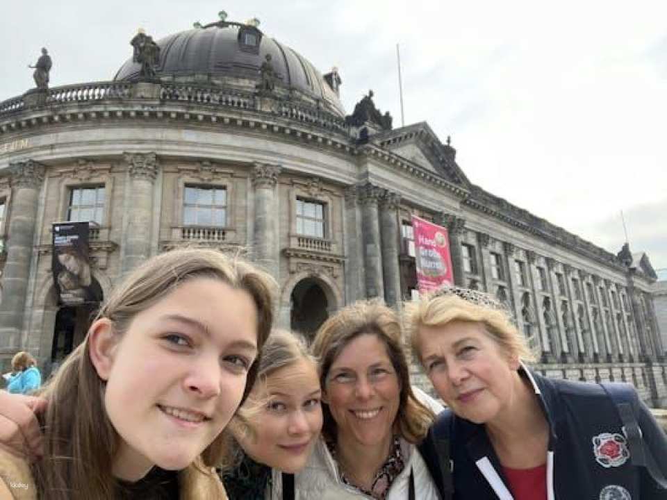 Life in Nazi Germany exploration game and tour in Berlin