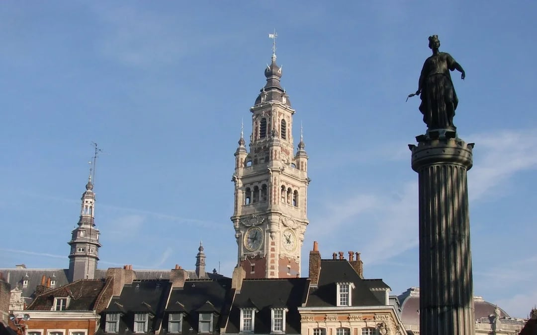 Lille's Golden Hand Mystery: Self-Guided City Exploration Game Image 3