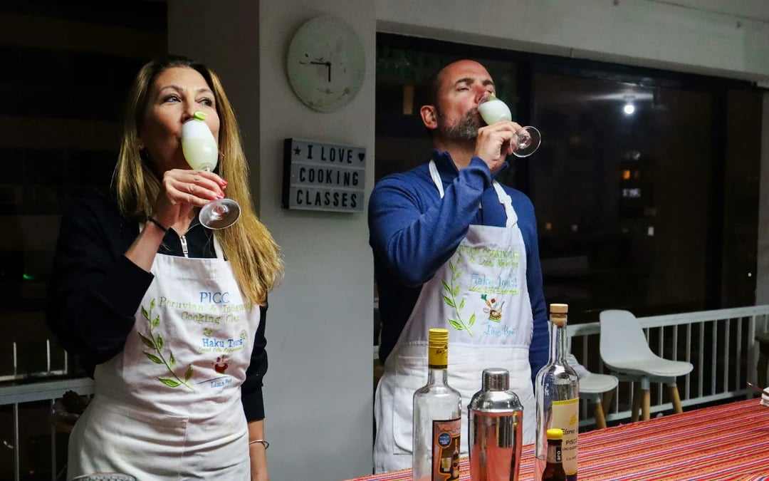 Lima Pisco Sour and Passion Fruit Cocktail-Making Class Image 2