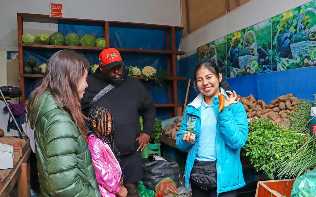 Lima Shanty Town and San Francisco Catacombs Guided Tour with Hotel Transfers Image 3
