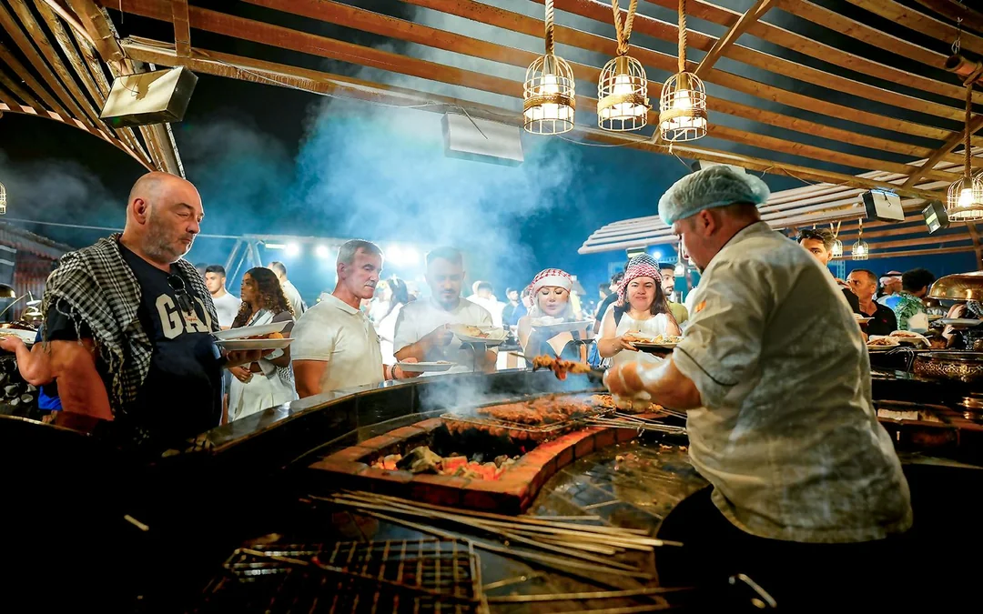 [Limited Time 30% Off] Red Dunes Evening Desert Safari & BBQ Dinner with Optional Quad Bike Image 4
