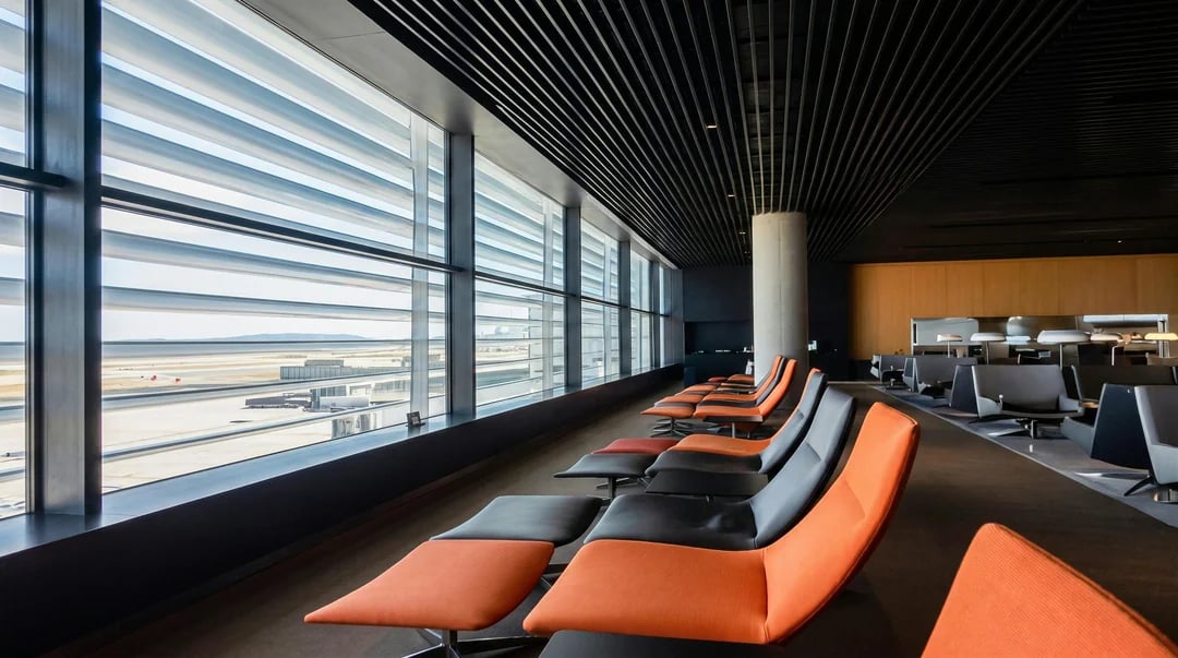 Lisbon Airport: ANA Lounge at Terminal 1 Image 4
