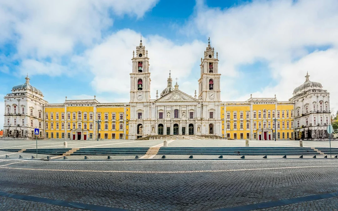 Lisbon Card: Access to São Jorge Castle & 50+ Attractions Image 11