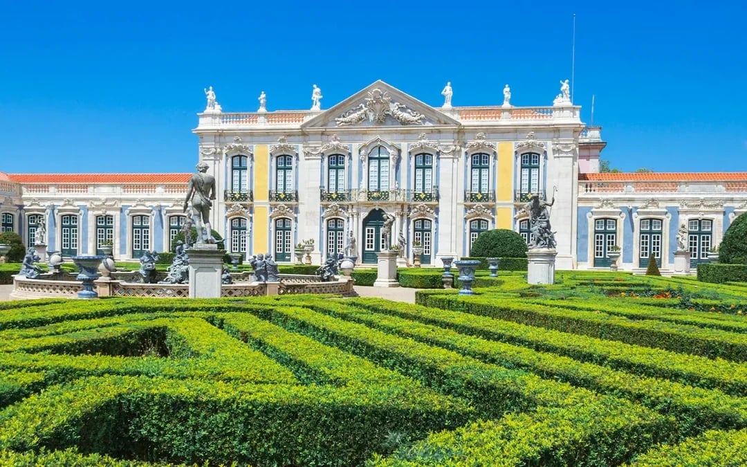 Lisbon Card: Access to São Jorge Castle & 50+ Attractions Image 7
