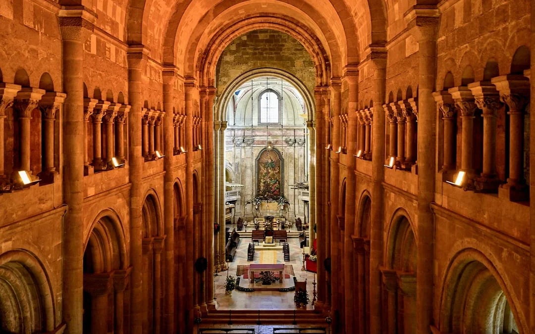Lisbon Cathedral Entry Tickets Image 7