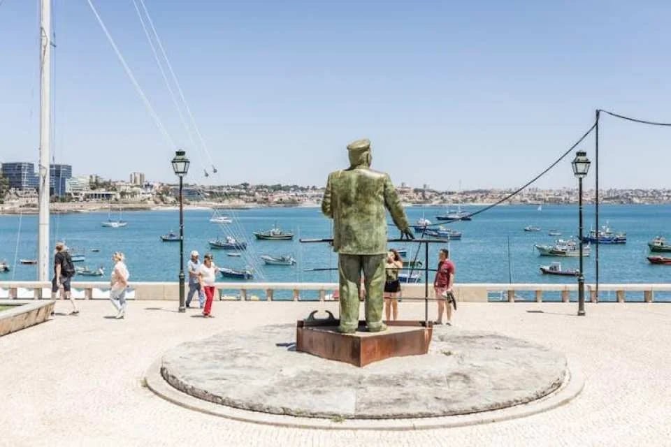 Lisbon private and personalized tour with local guide