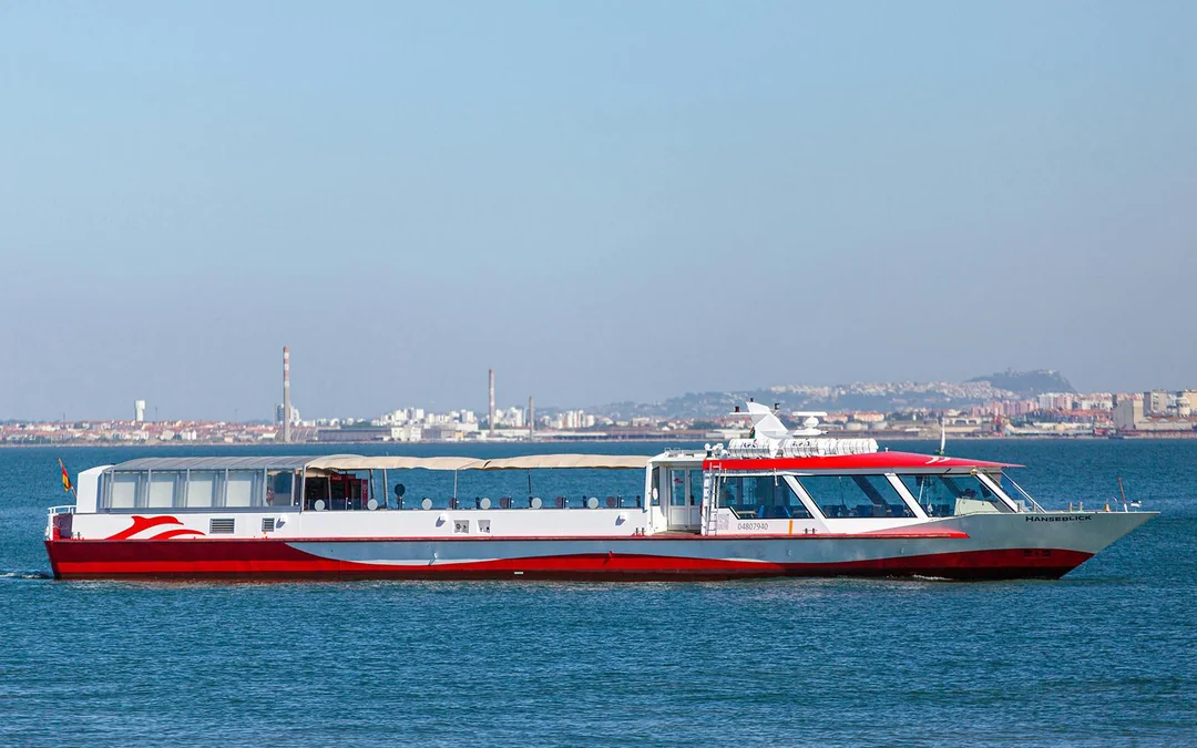 Lisbon Sightseeing Cruise on Tagus River Image 2