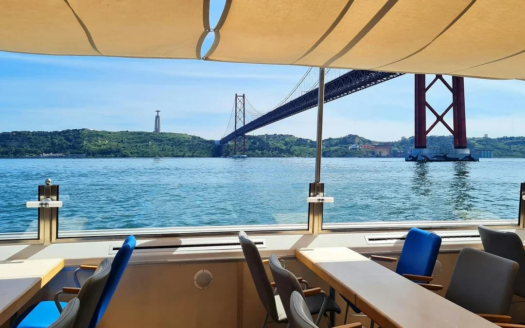 Lisbon Sightseeing Cruise on Tagus River Image 7