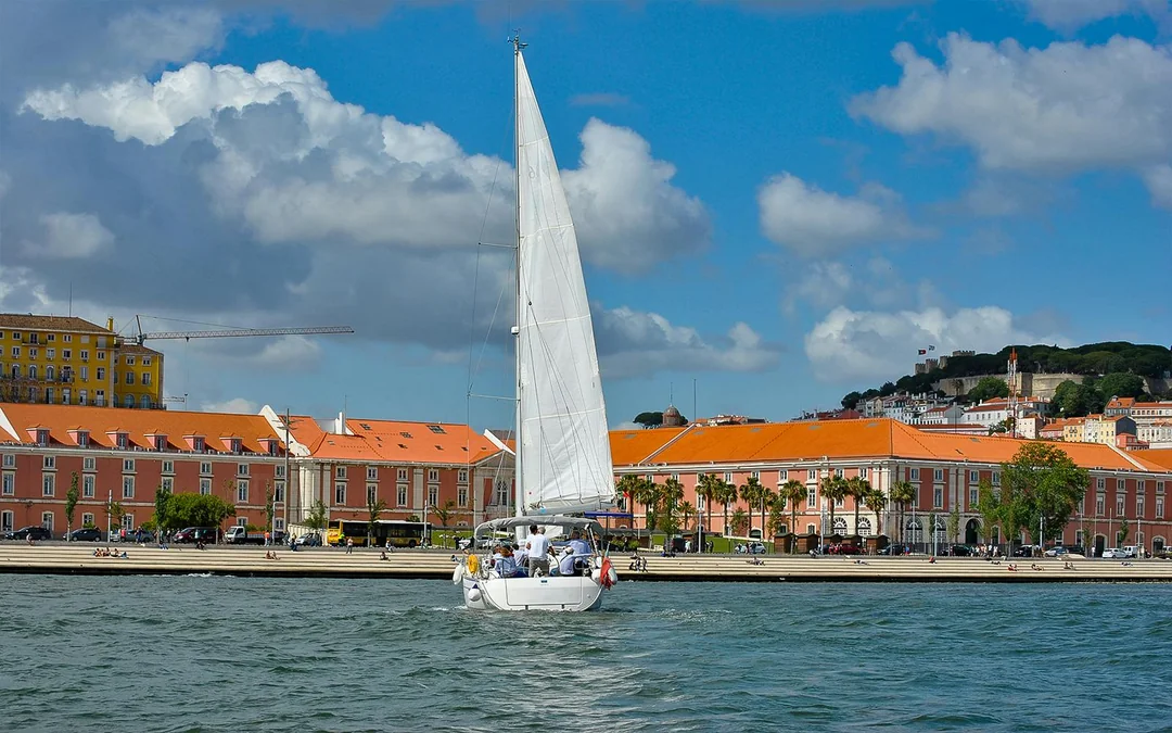 Lisbon Small-Group Sailing Tour on Tagus River Image 2