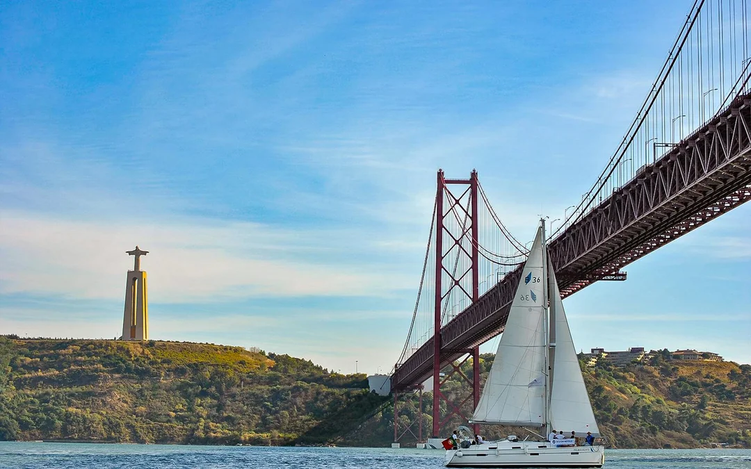 Lisbon Small-Group Sailing Tour on Tagus River Image 3
