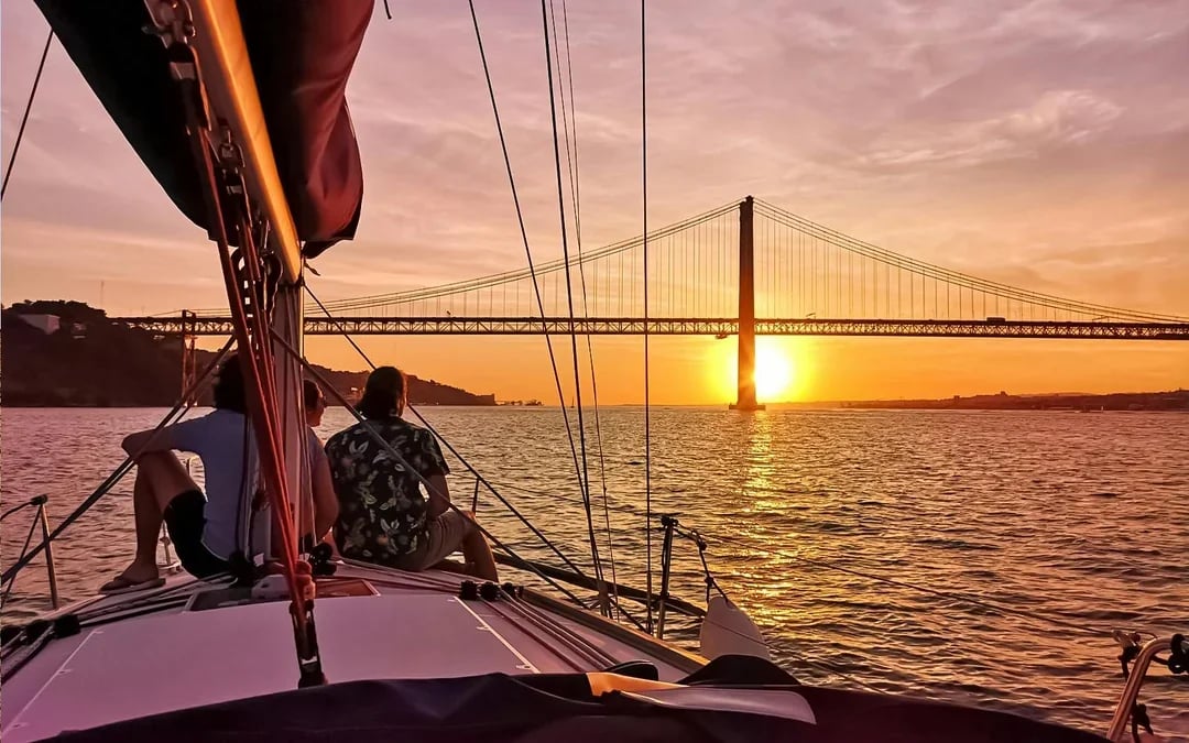 Lisbon Small-Group Sailing Tour on Tagus River Image 8