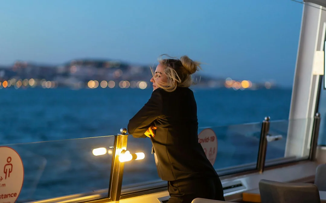 Lisbon Sunset Cruise on Tagus River Image 9