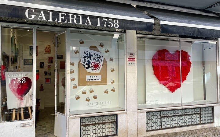 Lisbon Tile Painting Workshop in Artist’s Studio with Local Artist Guidance and Materials Included Image 5