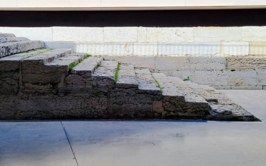 Lisbon Walking Tour: Alfama, Old City Walls and Viewpoints Image 3