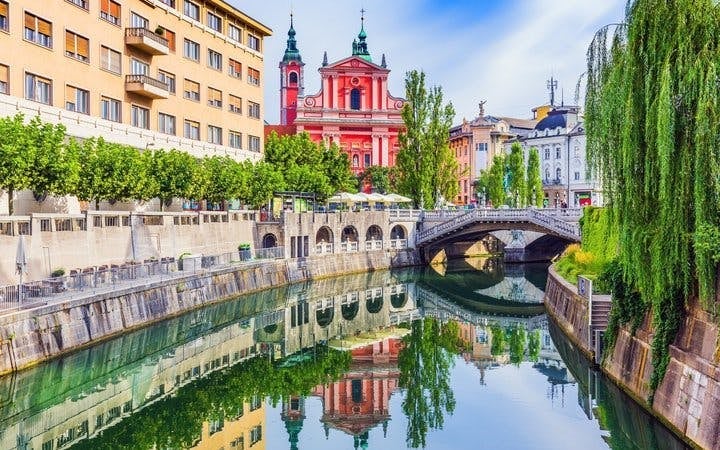 Ljubljana Self-Guided Walking Tour on Mobile App Image 3