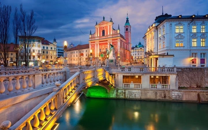 Ljubljana Self-Guided Walking Tour on Mobile App Image 4
