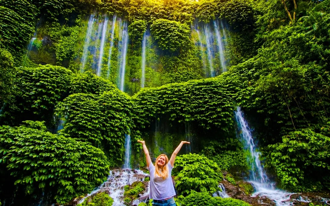 Lombok Private Day Trip: 4 Waterfalls, Rice Fields and Jungle Hike with Transfers Image 1