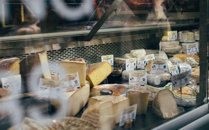 London Cheese Tasting Guided Walking Tour with Cheese Samples and Wine Image 6