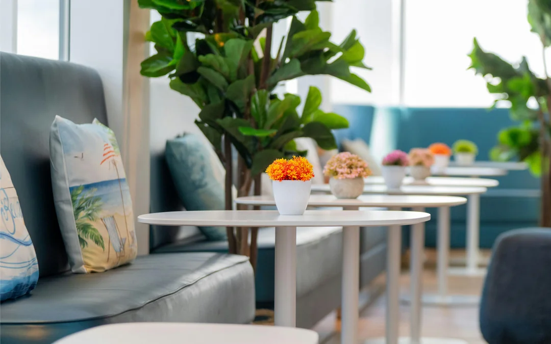 London Gatwick Airport: Plaza Express Lounge at North Terminal Image 5