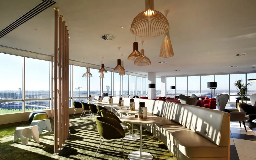 London Gatwick Airport: Plaza Premium Lounge at North Terminal Image 2
