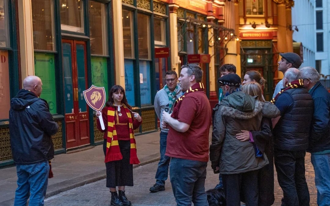 London: Harry Potter Film Locations Sightseeing Bus Tour Image 1