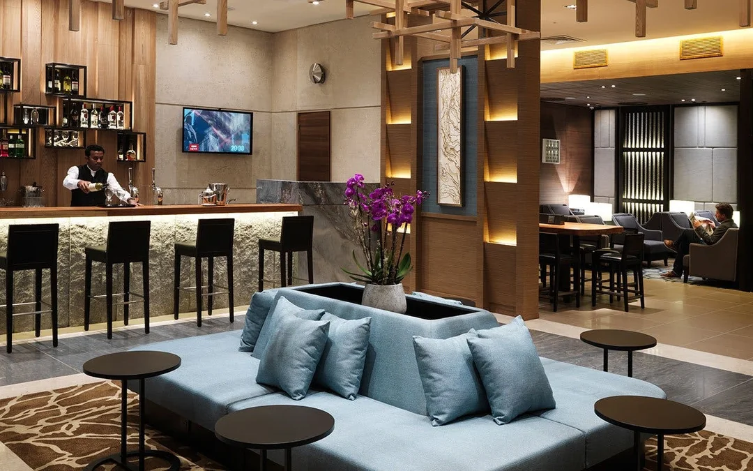 London Heathrow Airport: Plaza Premium Lounge at Terminal 2 Image 5