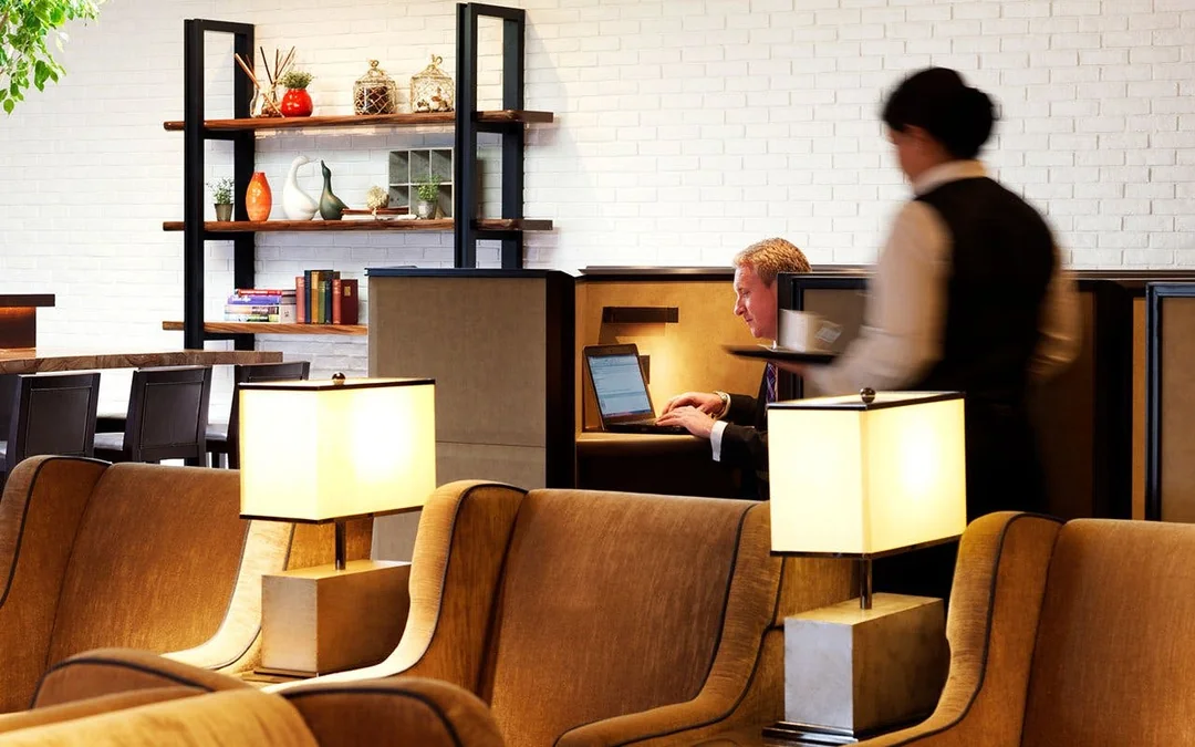 London Heathrow Airport: Plaza Premium Lounge at Terminal 4 Image 2
