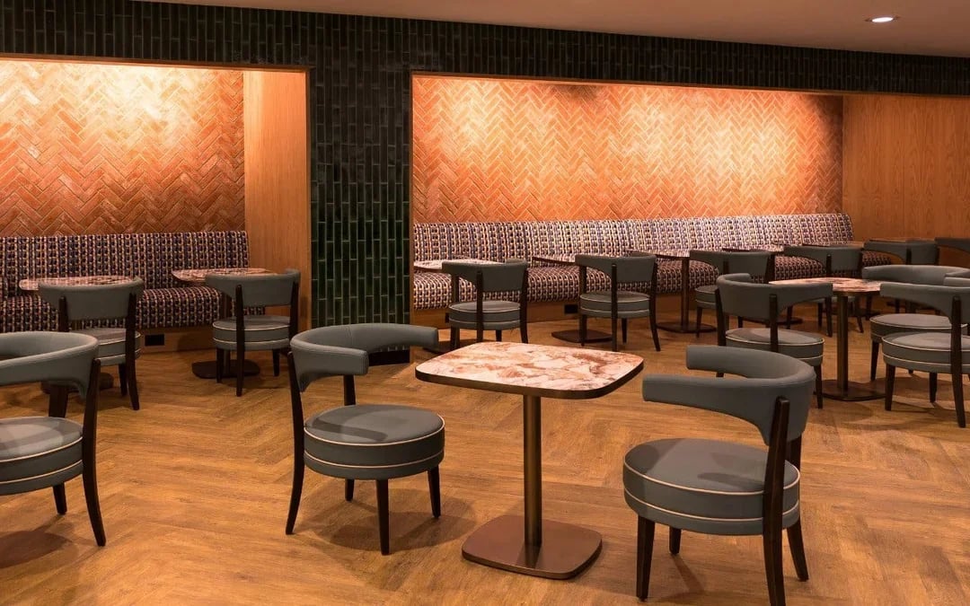 London Heathrow Airport: Plaza Premium Lounge at Terminal 4 Image 5