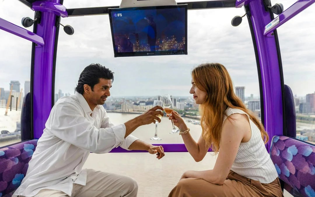 London IFS Cloud Cable Car: Champagne Experience Tickets Image 1