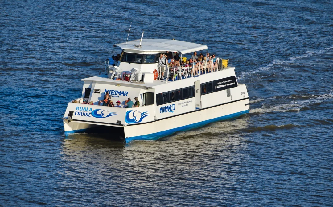 Lone Pine Koala Sanctuary Tickets with Brisbane River Cruise Image 1