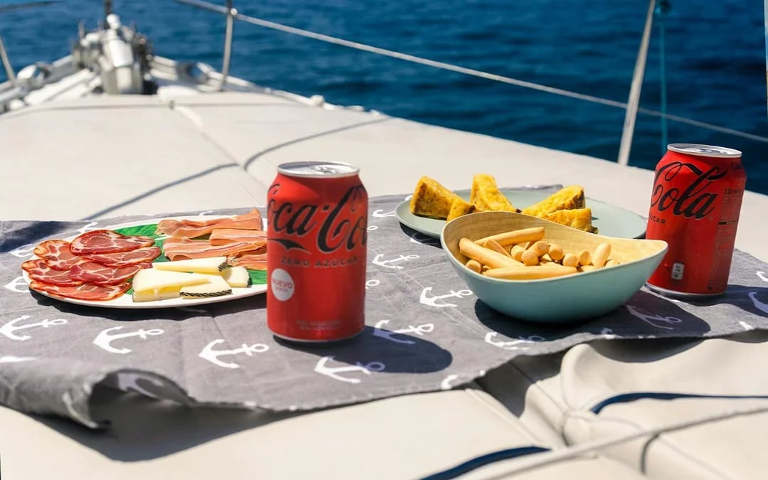 Los Gigantes: Private Sailing Cruise with Snorkeling & Tapas Image 4