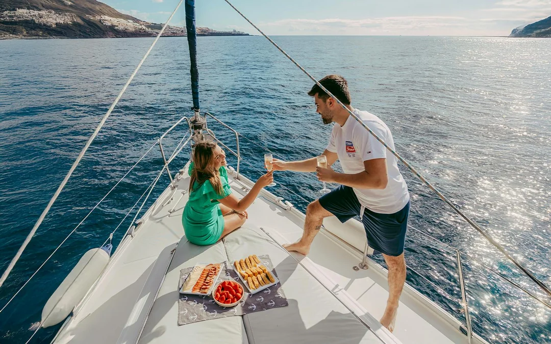 Los Gigantes: Private Sailing Cruise with Snorkeling & Tapas Image 5